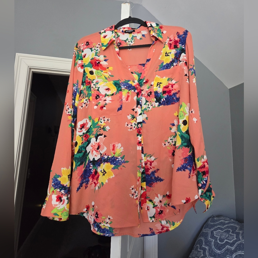 Express Portfolio Floral Blouse - Peach Multicolor